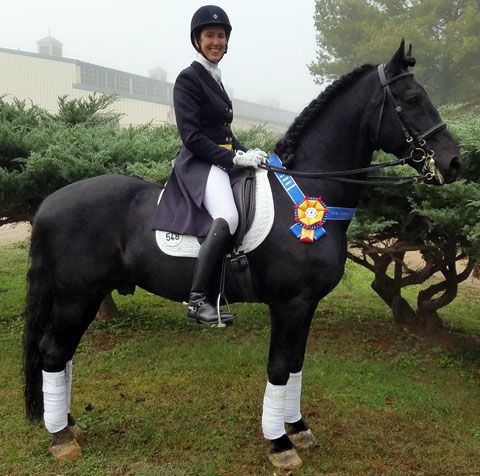 Barbara Strawson and Ivan compete at Grand Prix